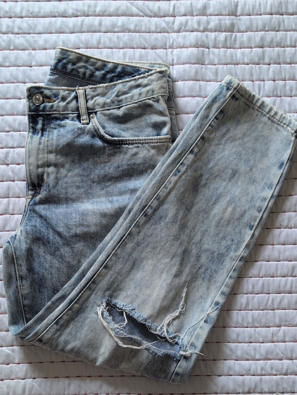 Forever 21 Light Blue Distressed Denim Jeans